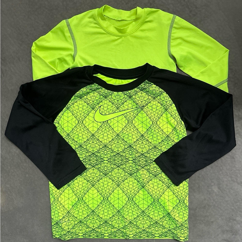 ❌SOLD❌EUC- Nike Boys Long Sleeve Tee- Neon Green/Black size 5